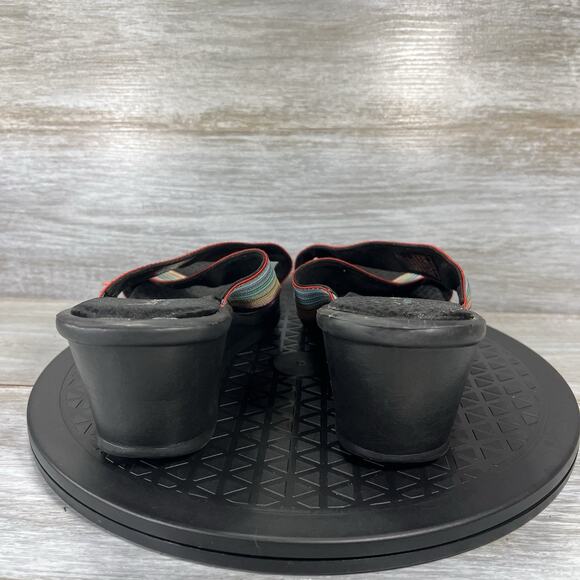 Skechers Women’s Memory Foam Stretch Woven Rainbow Platform Sandals Size 11 - Picture 4 of 8